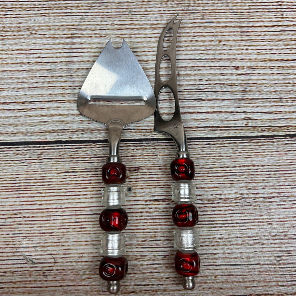 Pampered Chef Red Art Glass Beaded Cheese Serving Set Plane and Knife 2pc
